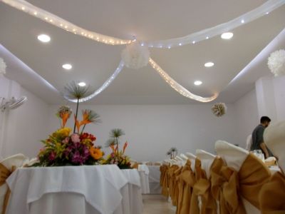 SALON SAN JUAN NEWMAN